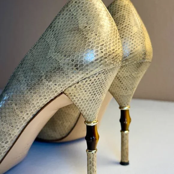 Gucci Python Bamboo Heel Pumps Tan Pointed Toe Vintage Size 40C Made Italy 90s